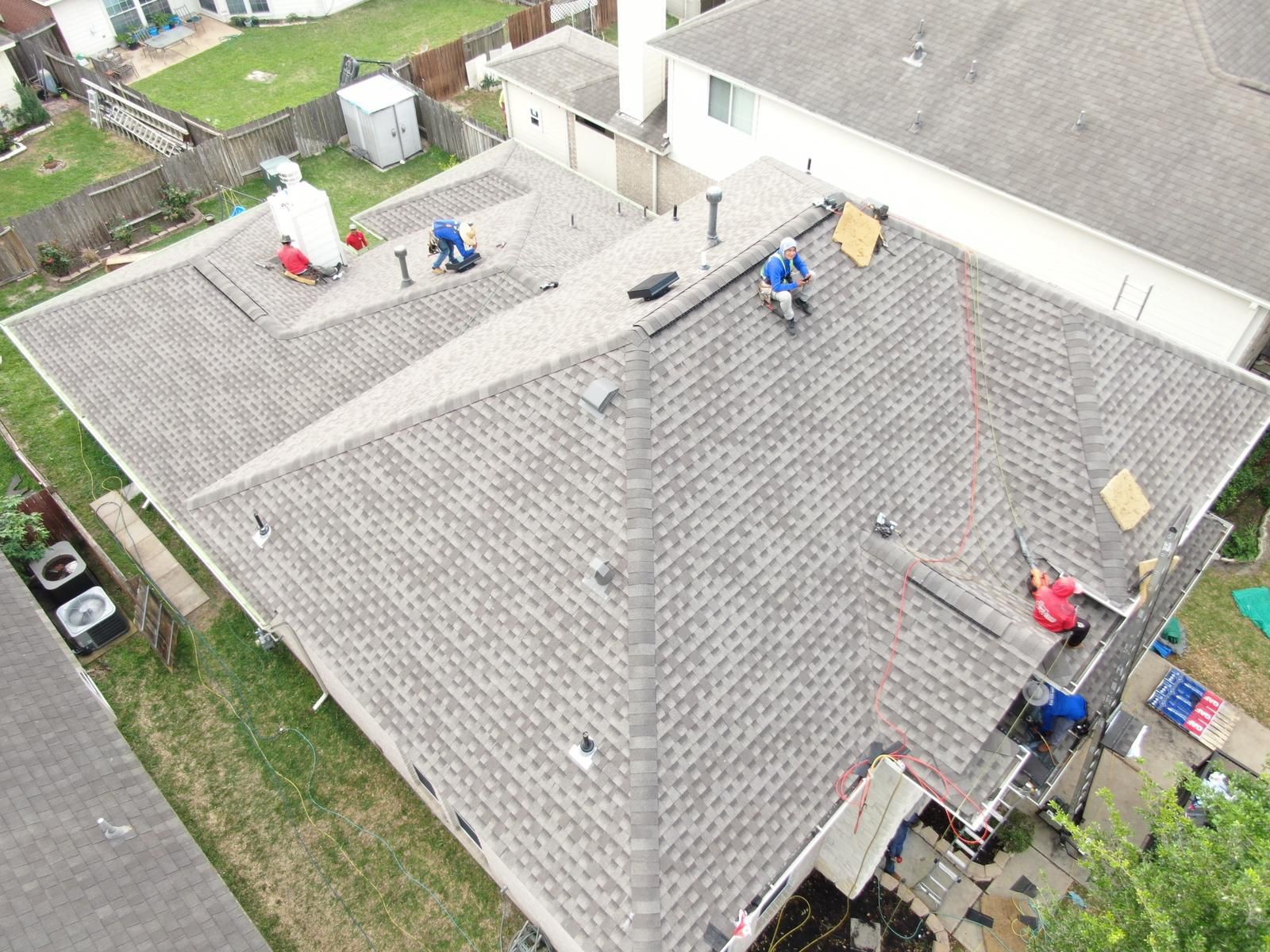 Residential shingle roofing and installation, photograph 3