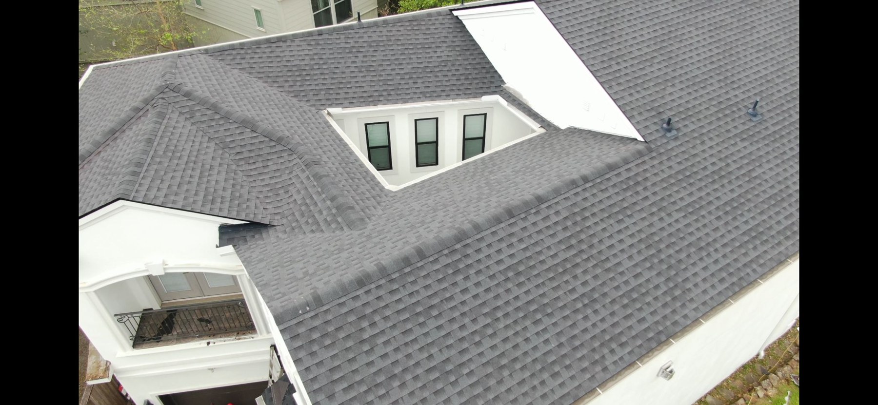 Residential shingle roof project, photograph 9